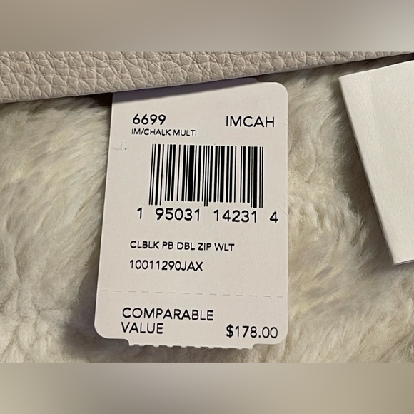 COACH Colorblock Pebbled Leather Double Zip Wristlet NEW!!! - Picture 4 of 13